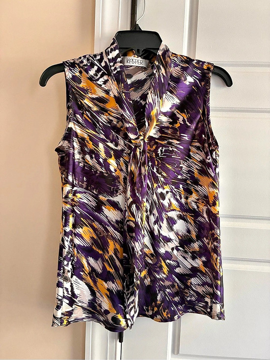 Kasper Tops - Kasper Abstract Sleeveless Blouse in Purple & White Like New